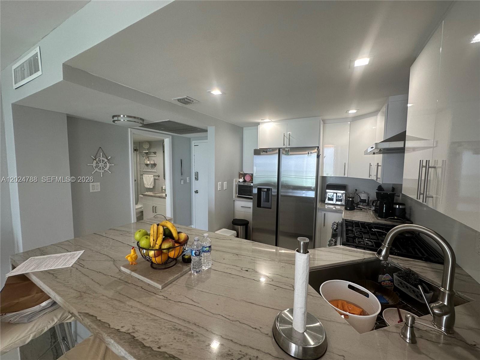 Photo of 2030 Ocean Dr  #916, Hallandale Beach, Florida, 33009 - 