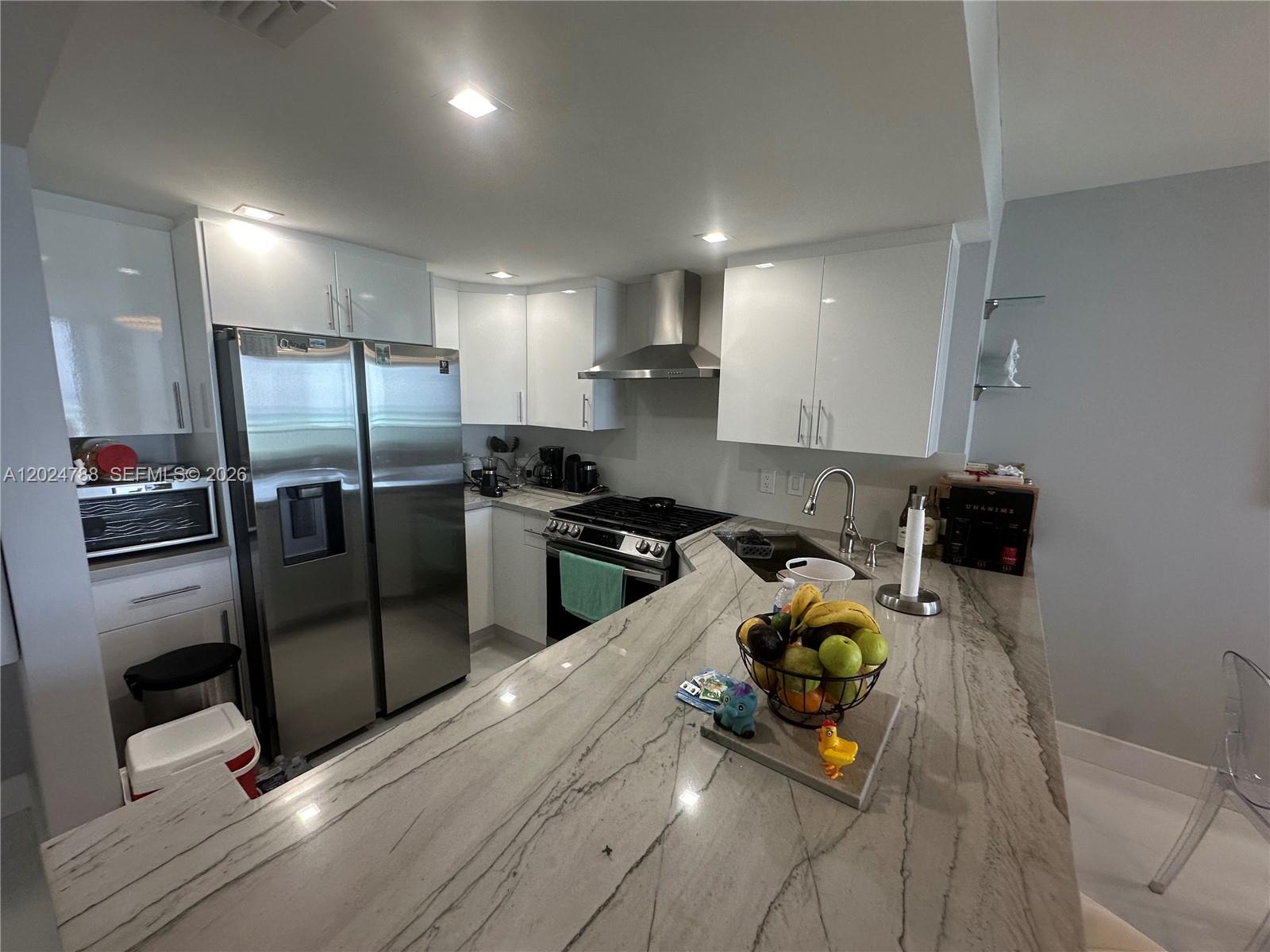 Photo of 2030 Ocean Dr  #916, Hallandale Beach, Florida, 33009 - 