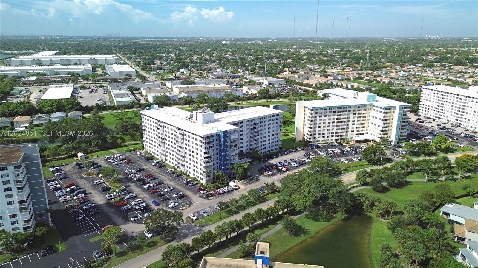 504 1 / 2 844 sq. ft. $ 2026-05-25 0 foto