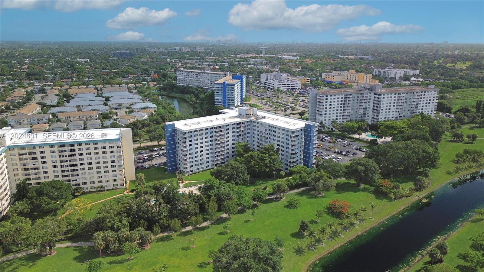 504 1 / 2 844 sq. ft. $ 2026-05-25 0 foto