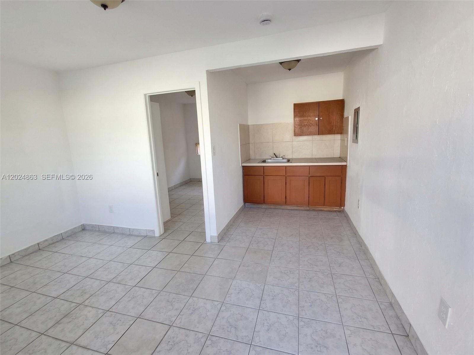 See details / sq. ft. $ 2026-05-25 0 Photo