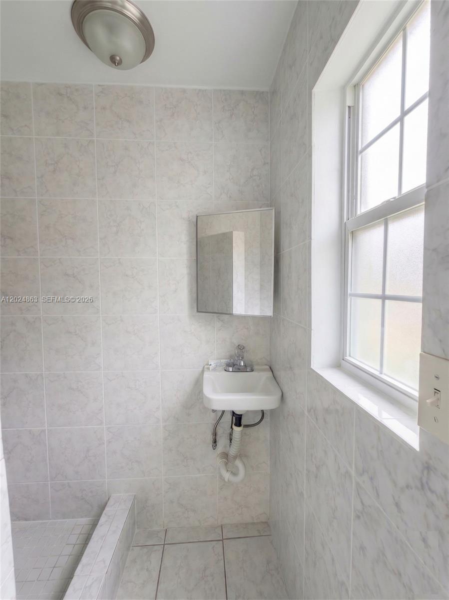 See details / sq. ft. $ 2026-05-25 0 Photo