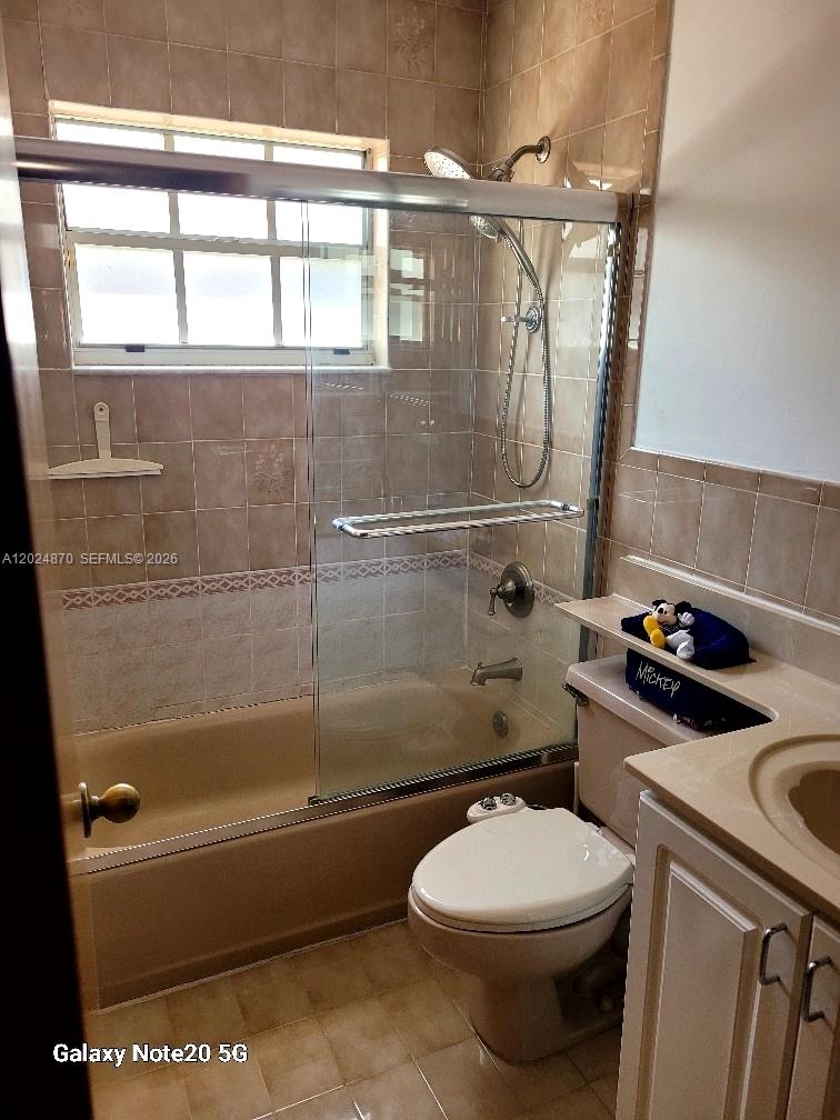 Ver detalles 9114 3 / 2 1858 sq. ft. $ 2026-05-25 0 foto