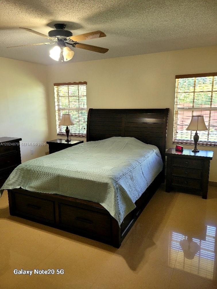 Ver detalles 9114 3 / 2 1858 sq. ft. $ 2026-05-25 0 foto