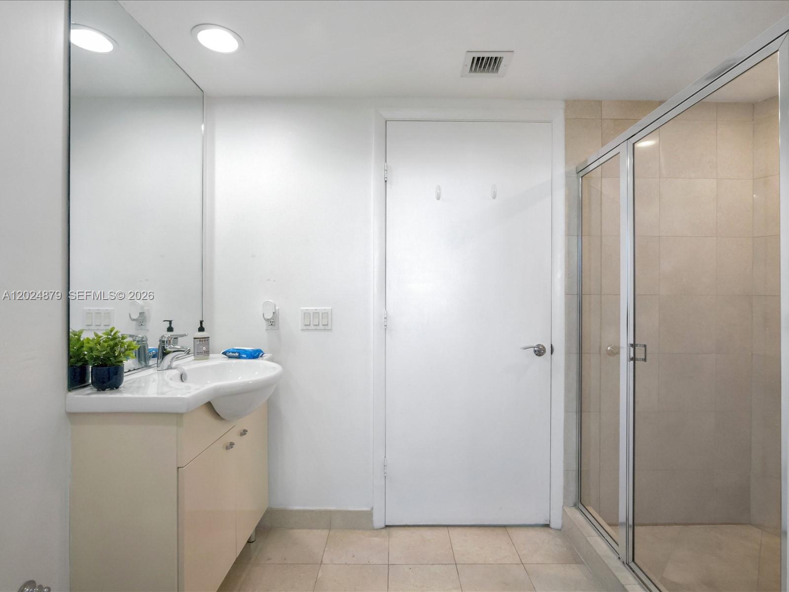 4508 2 / 2 1458 sq. ft. $ 2026-06-03 0 Photo