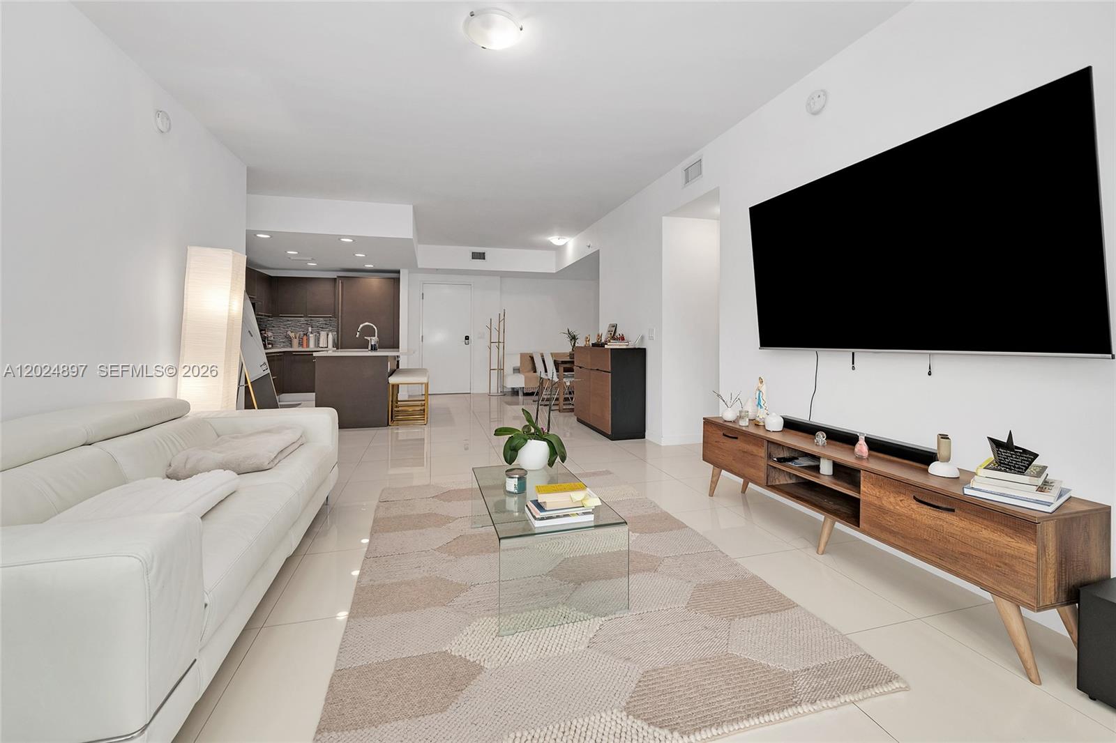 See details 507 2 / 2 1130 sq. ft. $ 2026-06-08 0 Photo