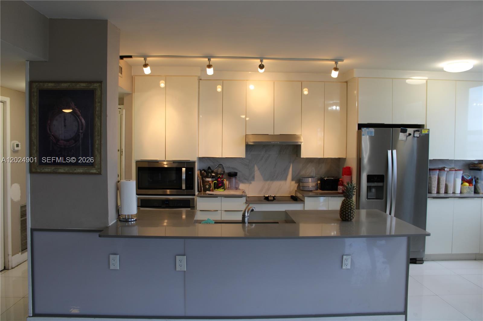 820 2 / 2 1284 sq. ft. $ 2026-05-25 0 foto