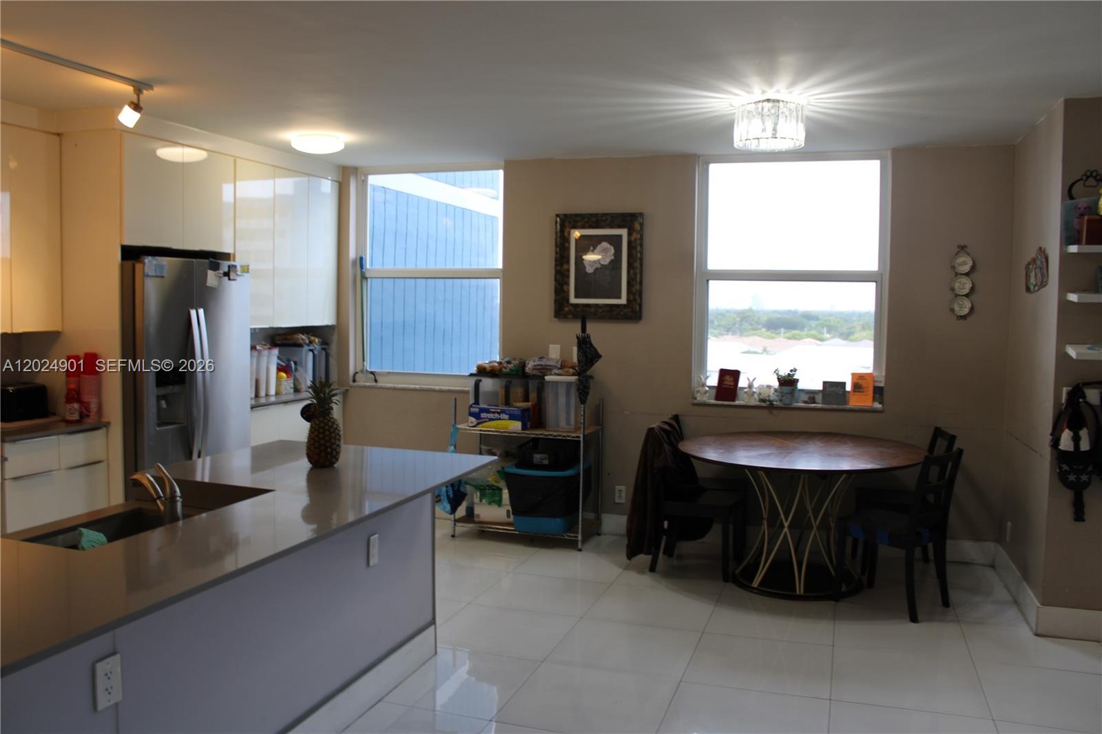 820 2 / 2 1284 sq. ft. $ 2026-05-25 0 foto