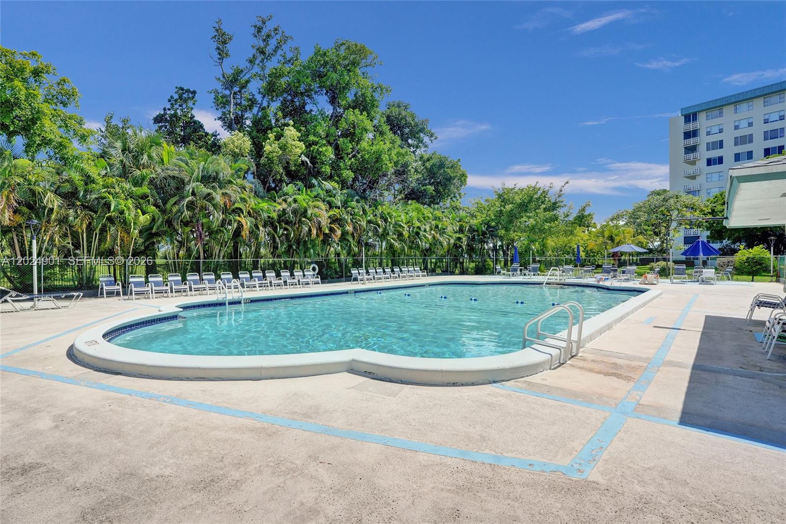 820 2 / 2 1284 sq. ft. $ 2026-05-25 0 foto