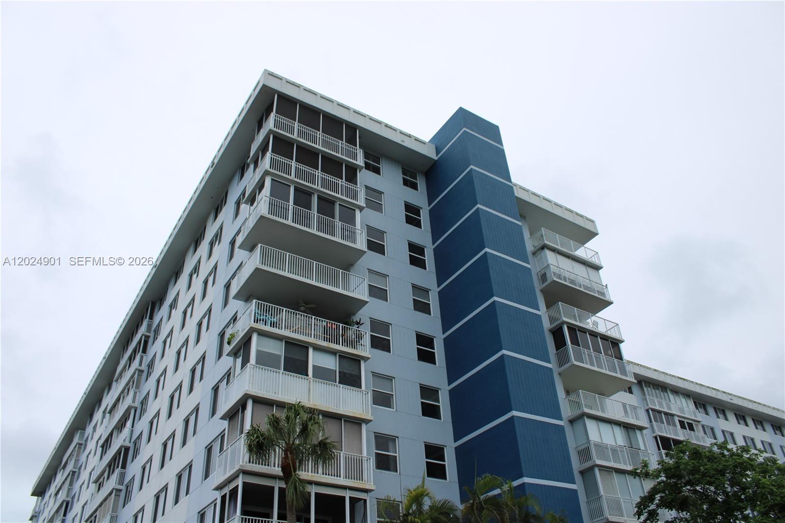 820 2 / 2 1284 sq. ft. $ 2026-05-25 0 foto