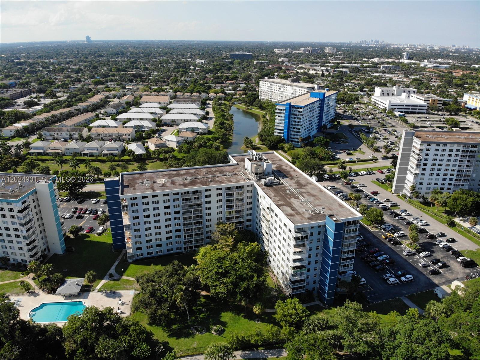 820 2 / 2 1284 sq. ft. $ 2026-05-25 0 foto