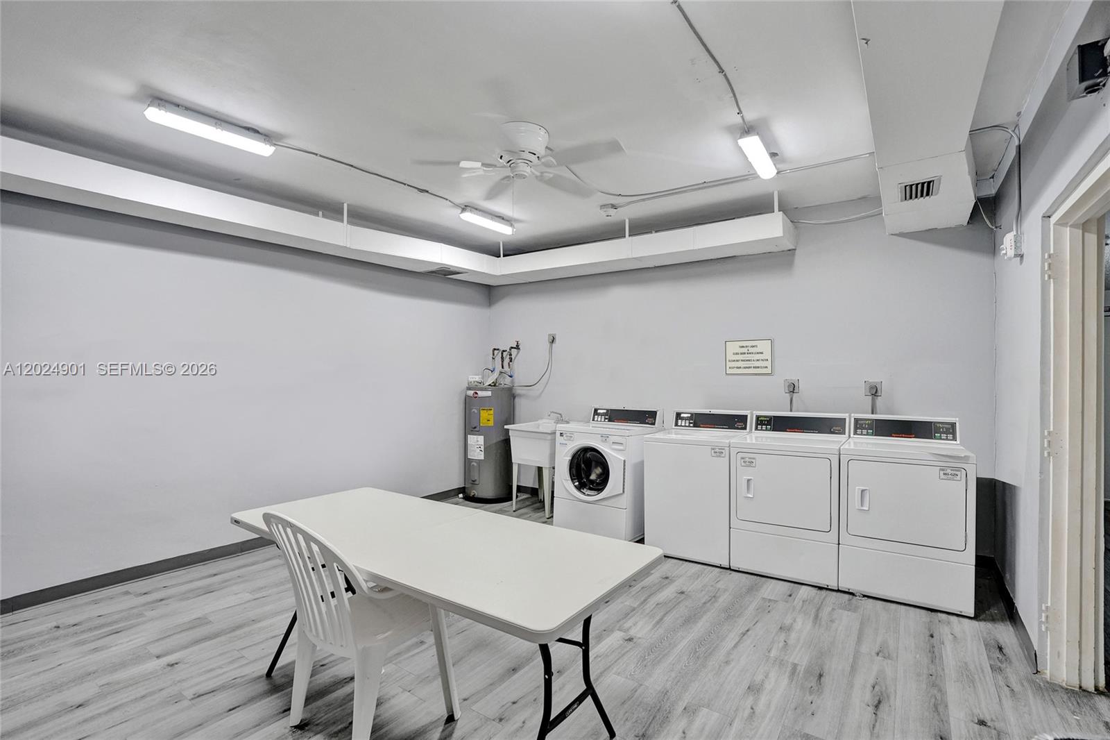 820 2 / 2 1284 sq. ft. $ 2026-05-25 0 foto