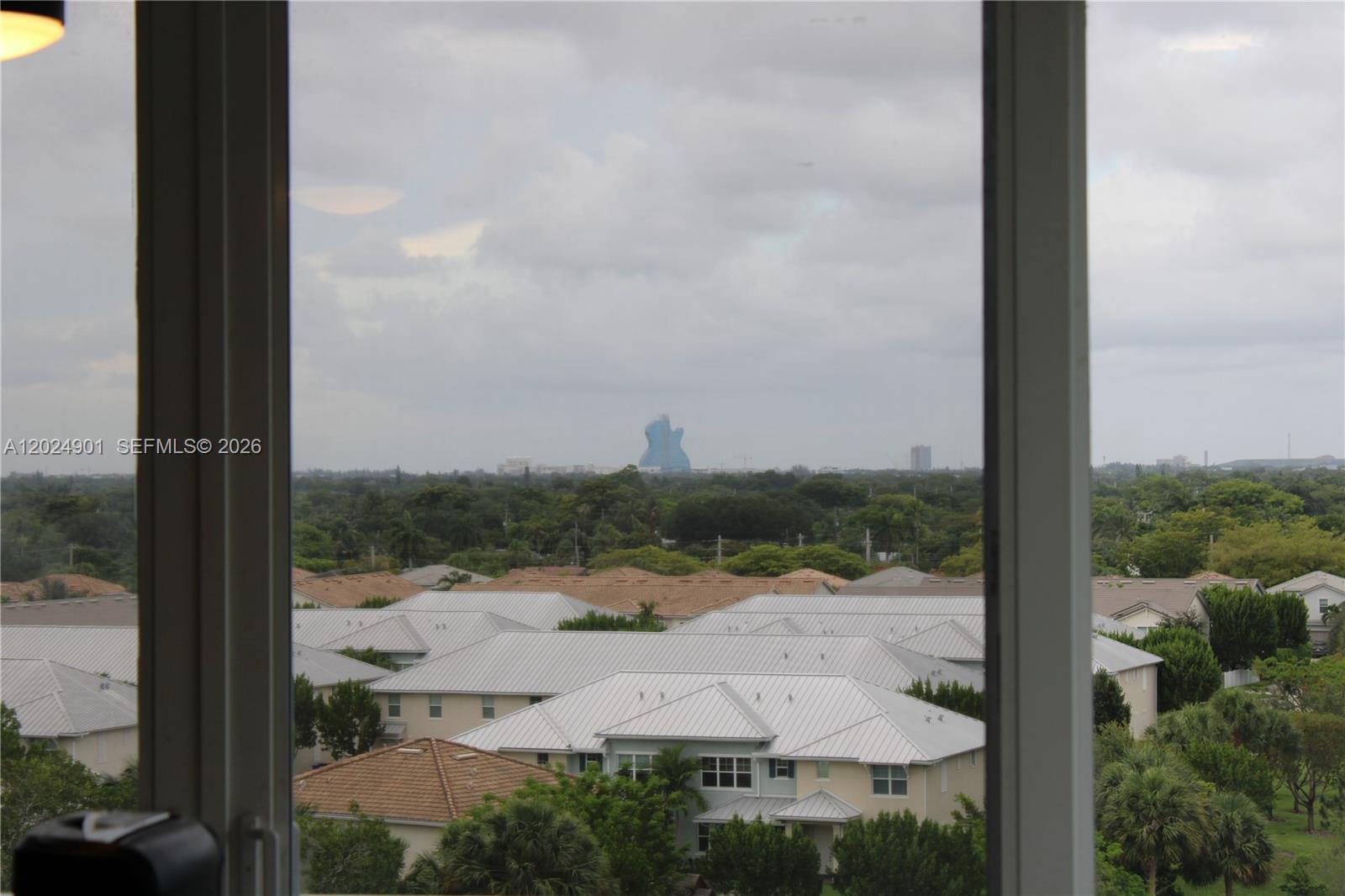 820 2 / 2 1284 sq. ft. $ 2026-05-25 0 foto