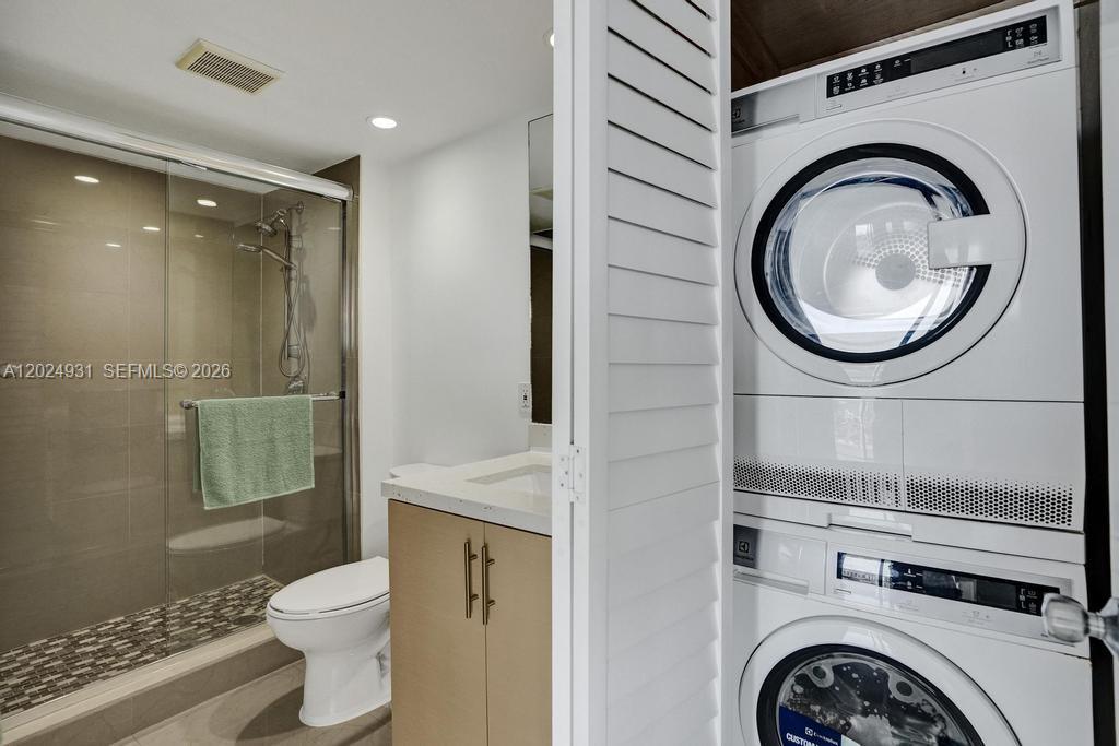 Photo of 20515 Country Club Dr  #1641, Aventura, Florida, 33180 - 