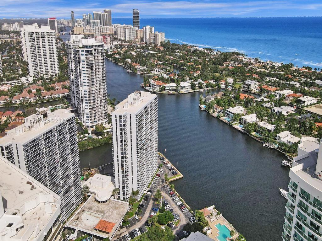 Photo of 20515 Country Club Dr  #1641, Aventura, Florida, 33180 - 