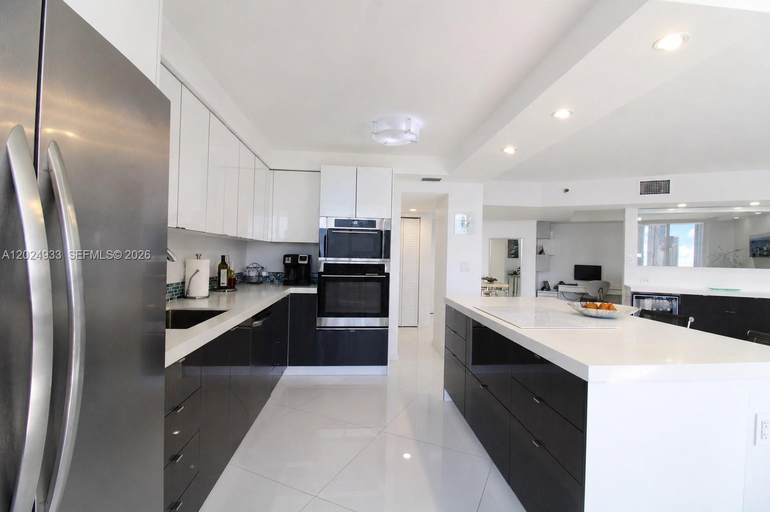 Photo of 3600 Mystic Pointe Dr  #1115, Aventura, Florida, 33180 - 