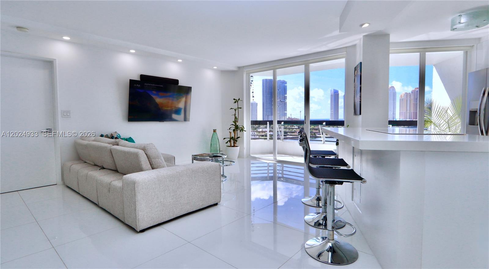 Photo of 3600 Mystic Pointe Dr  #1115, Aventura, Florida, 33180 - 