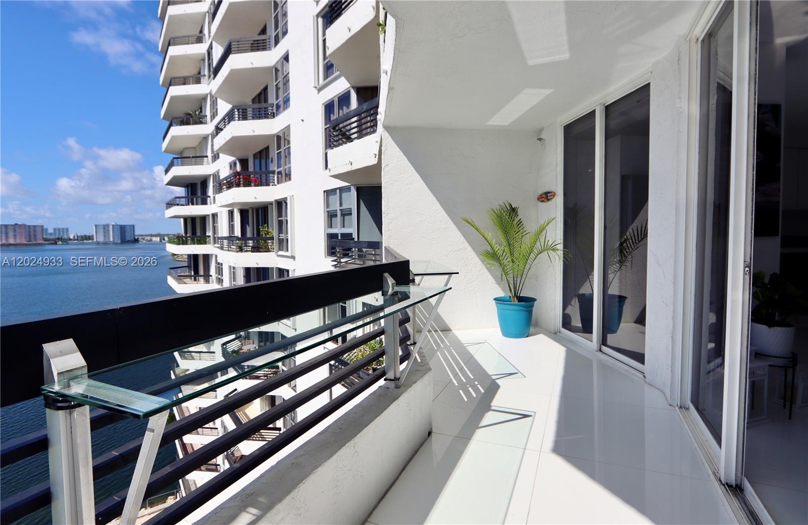 Photo of 3600 Mystic Pointe Dr  #1115, Aventura, Florida, 33180 - 