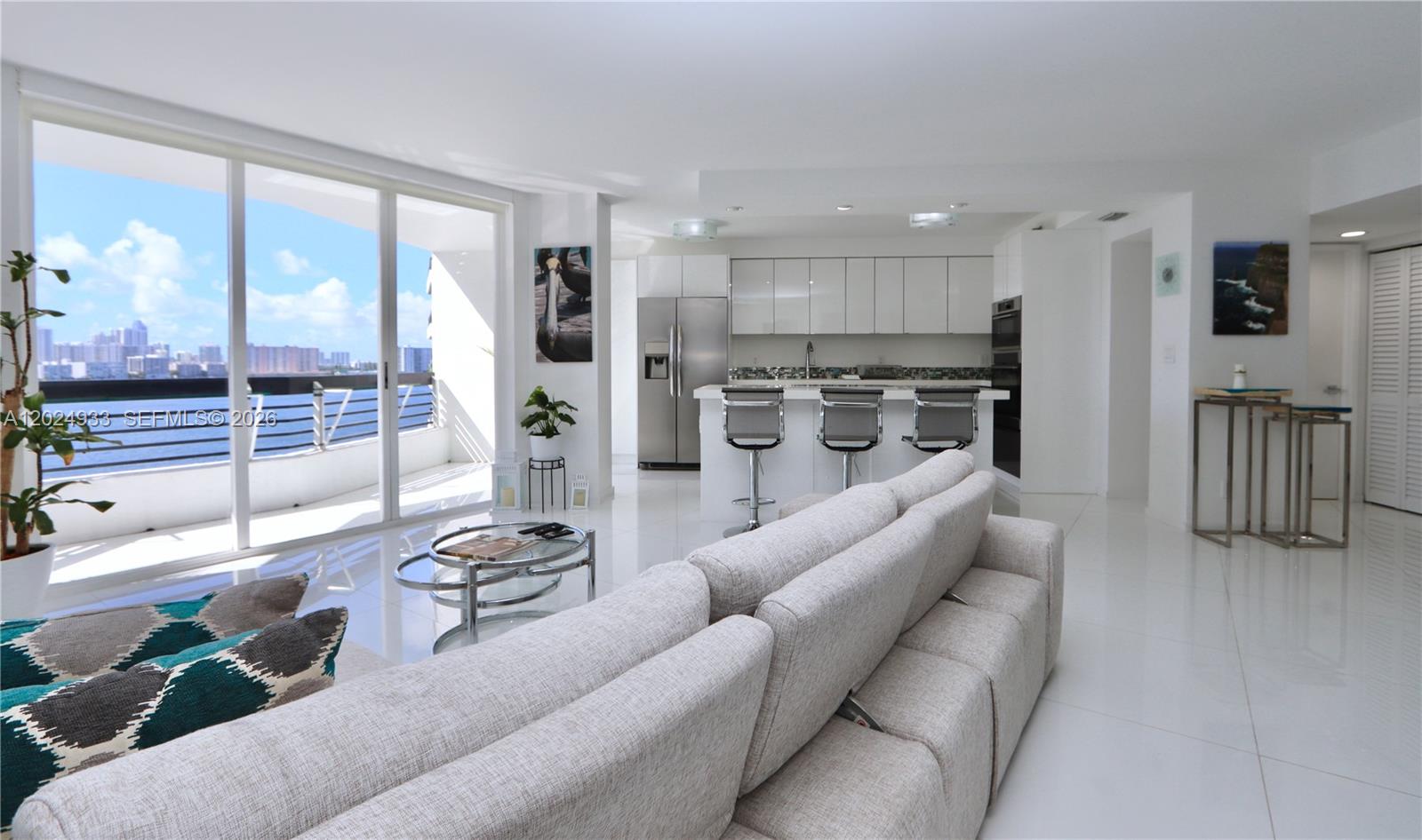 Photo of 3600 Mystic Pointe Dr  #1115, Aventura, Florida, 33180 - 