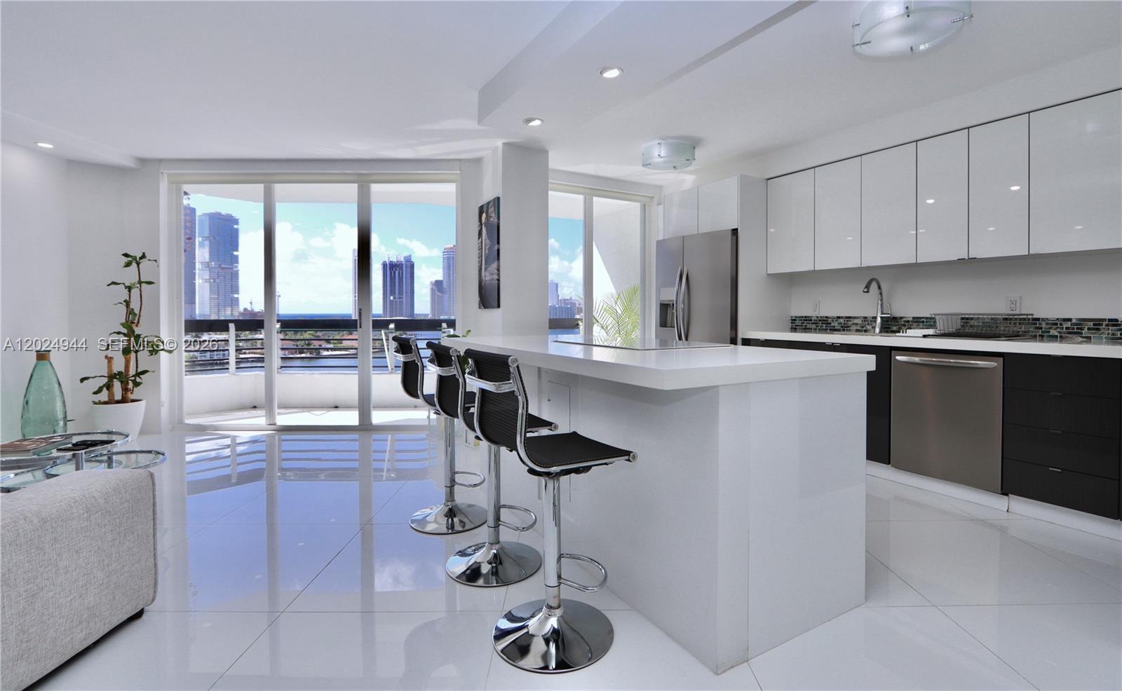 Photo of 3600 Mystic Pointe Dr  #1115, Aventura, Florida, 33180 - 