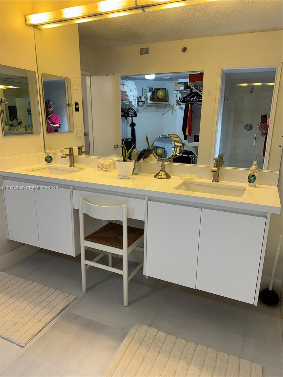 Photo of 3600 Mystic Pointe Dr  #208, Aventura, Florida, 33180 - 
