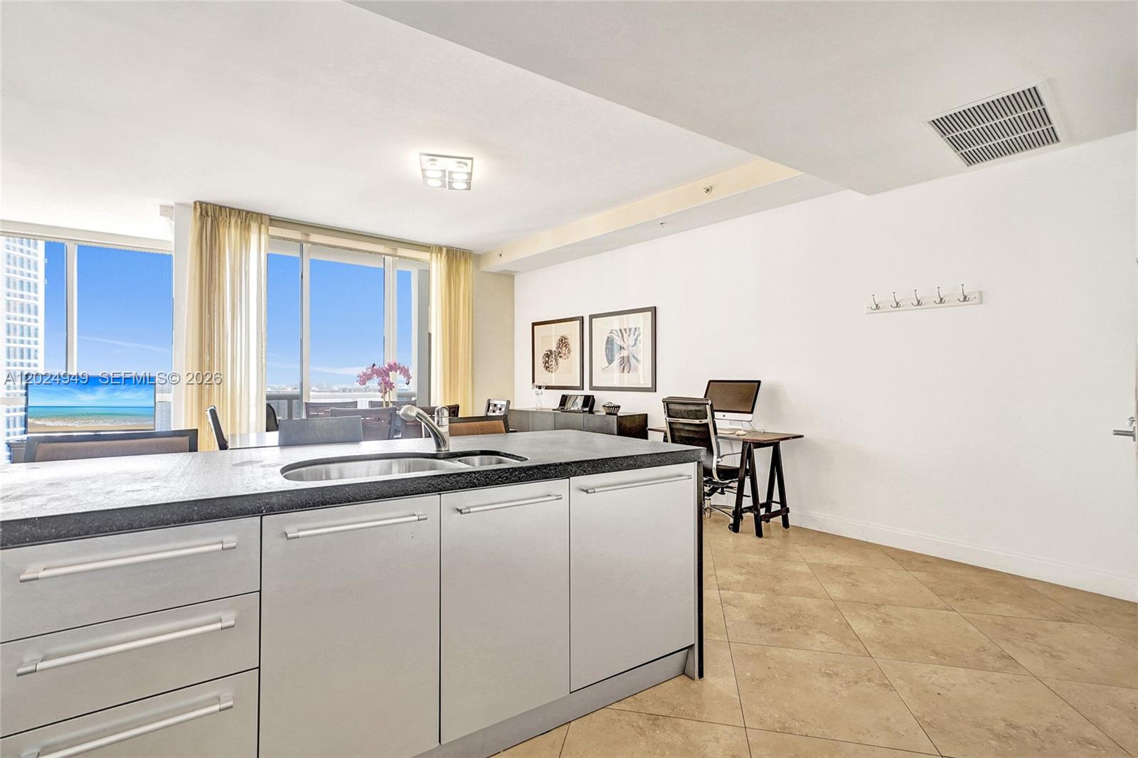3707 2 / 2 1577 sq. ft. $ 2026-05-26 0 Photo
