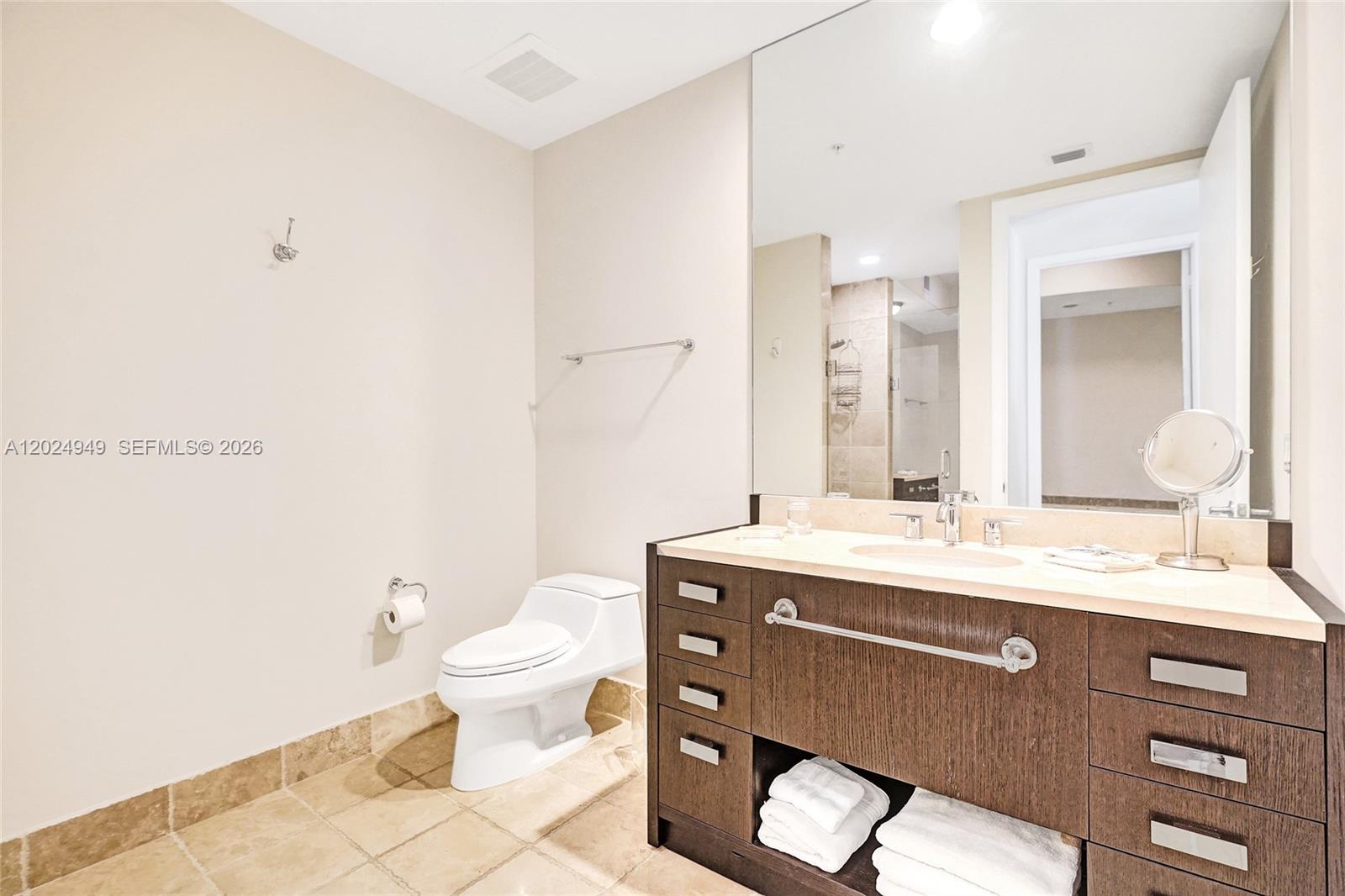 3707 2 / 2 1577 sq. ft. $ 2026-05-26 0 Photo