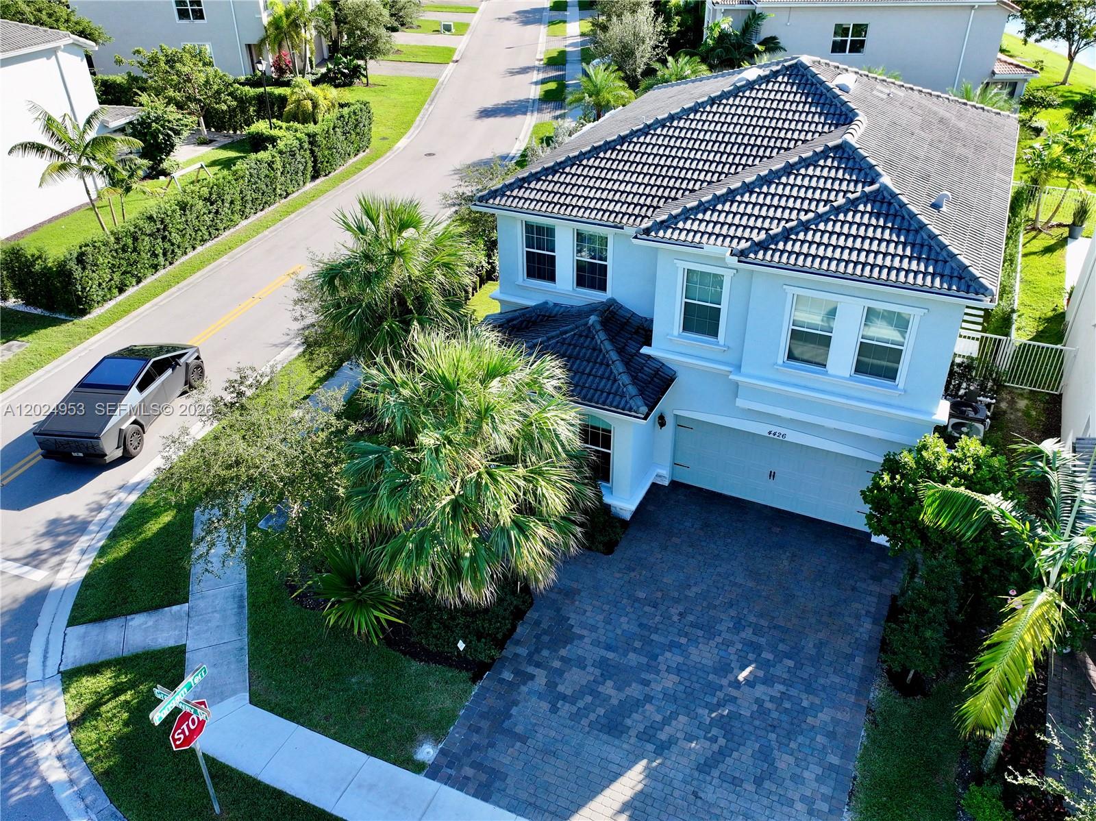  5 / 3 2501 sq. ft. $ 2026-05-26 0 Photo
