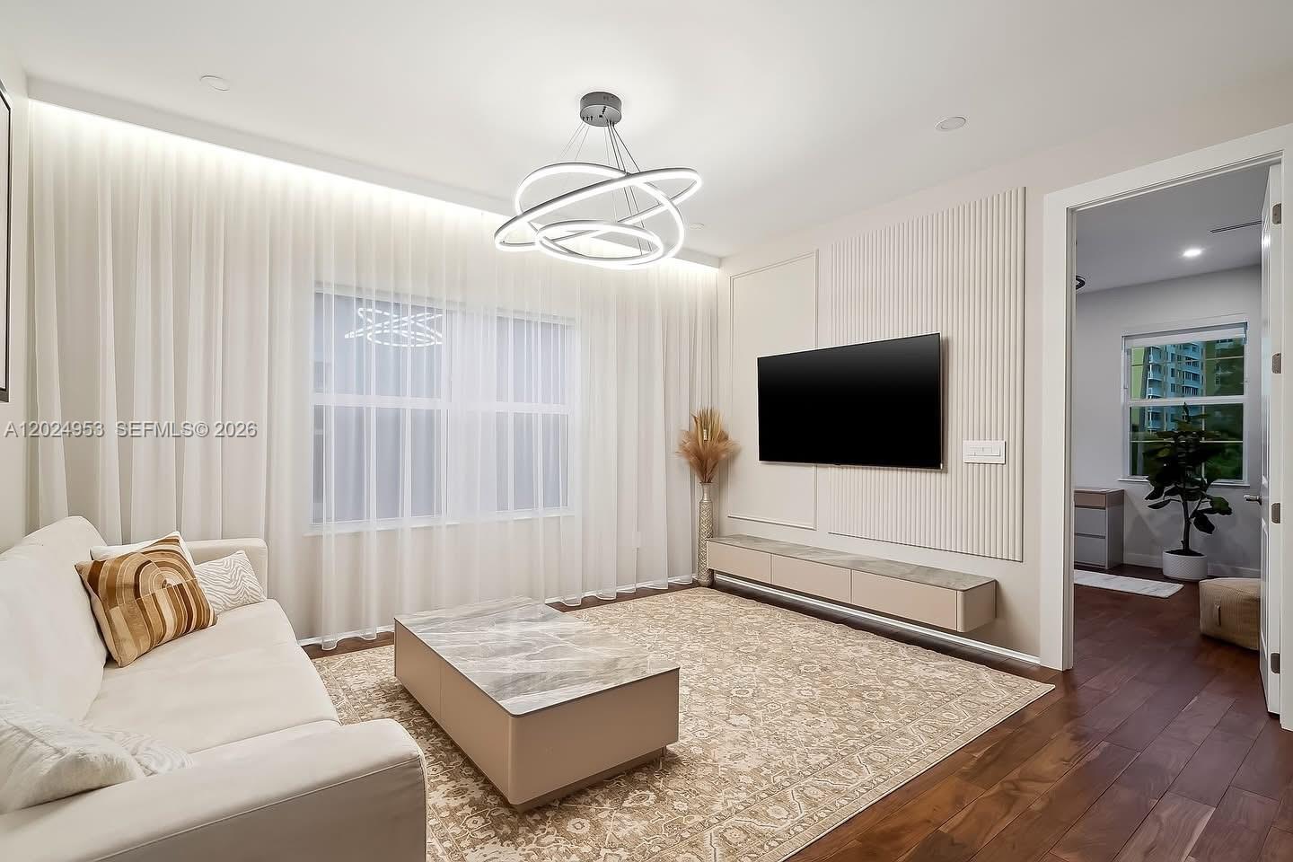  5 / 3 2501 sq. ft. $ 2026-05-26 0 Photo