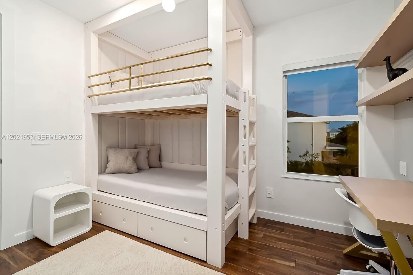  5 / 3 2501 sq. ft. $ 2026-05-26 0 Photo