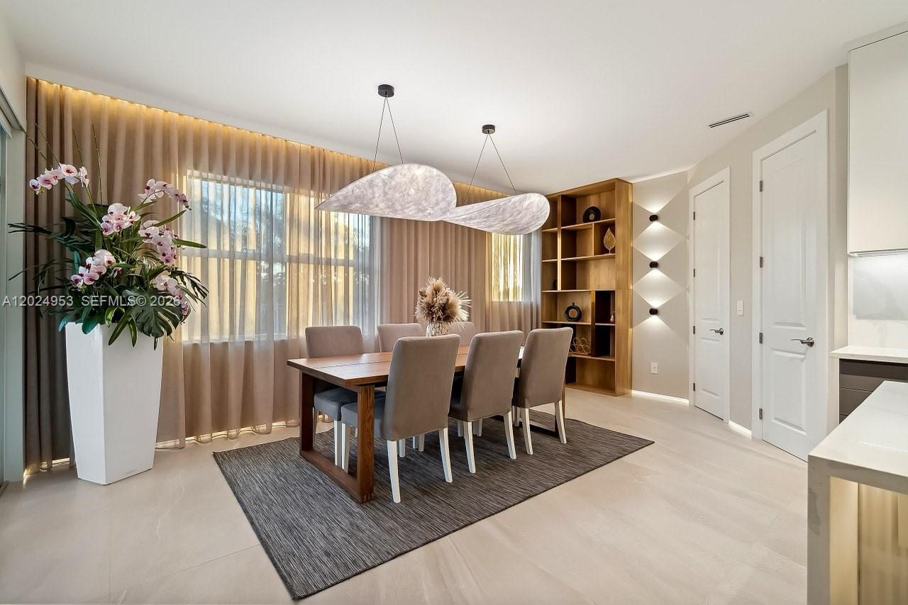  5 / 3 2501 sq. ft. $ 2026-05-26 0 Photo