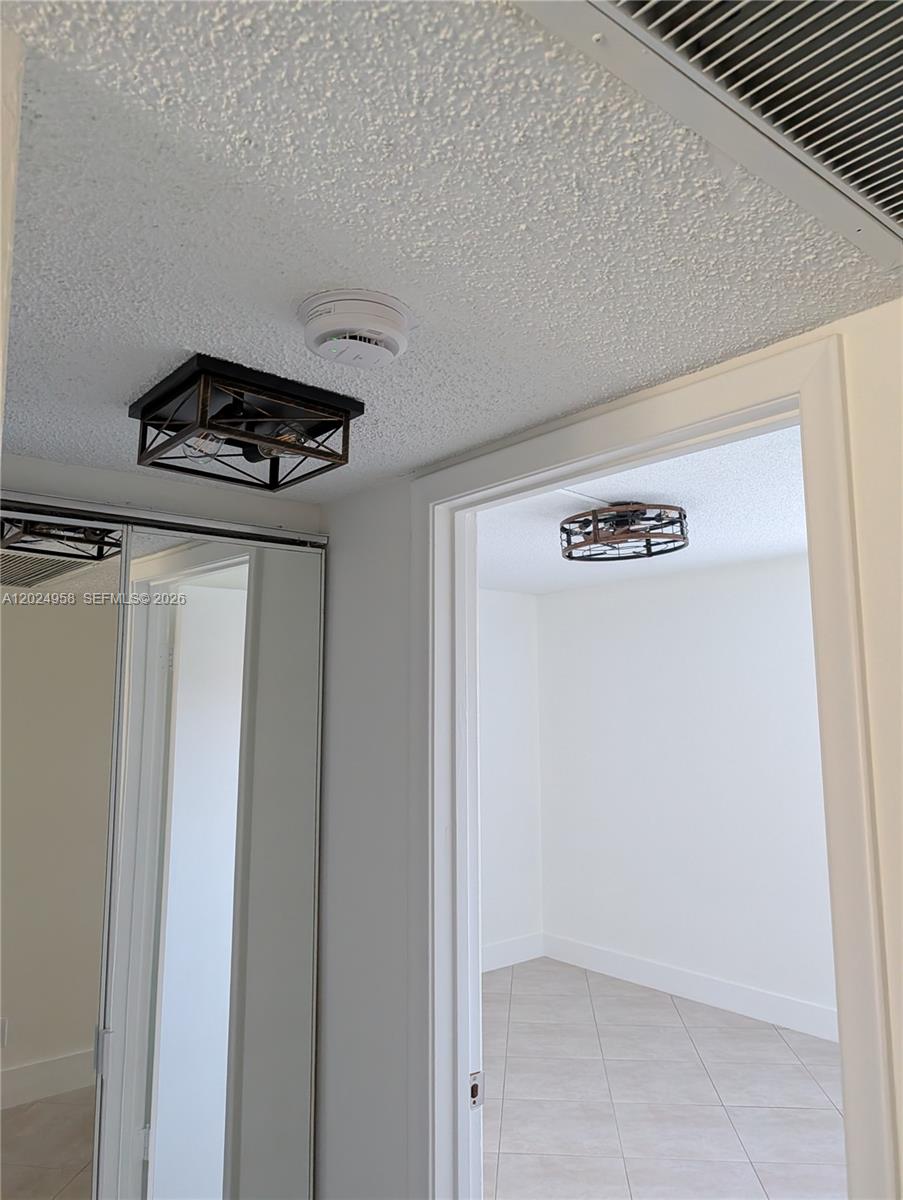 See details 109Q 2 / 2 1100 sq. ft. $ 2026-05-26 0 Photo