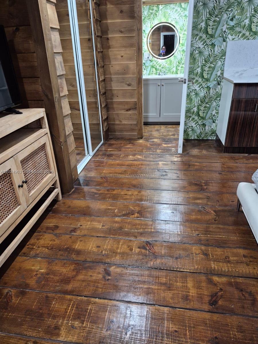 See details / sq. ft. $ 2026-05-26 0 Photo