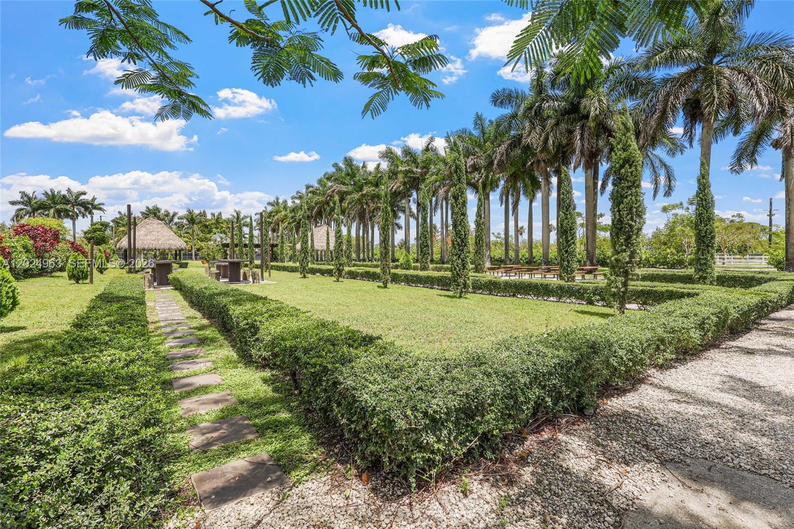 See details / sq. ft. $ 2026-05-26 0 Photo
