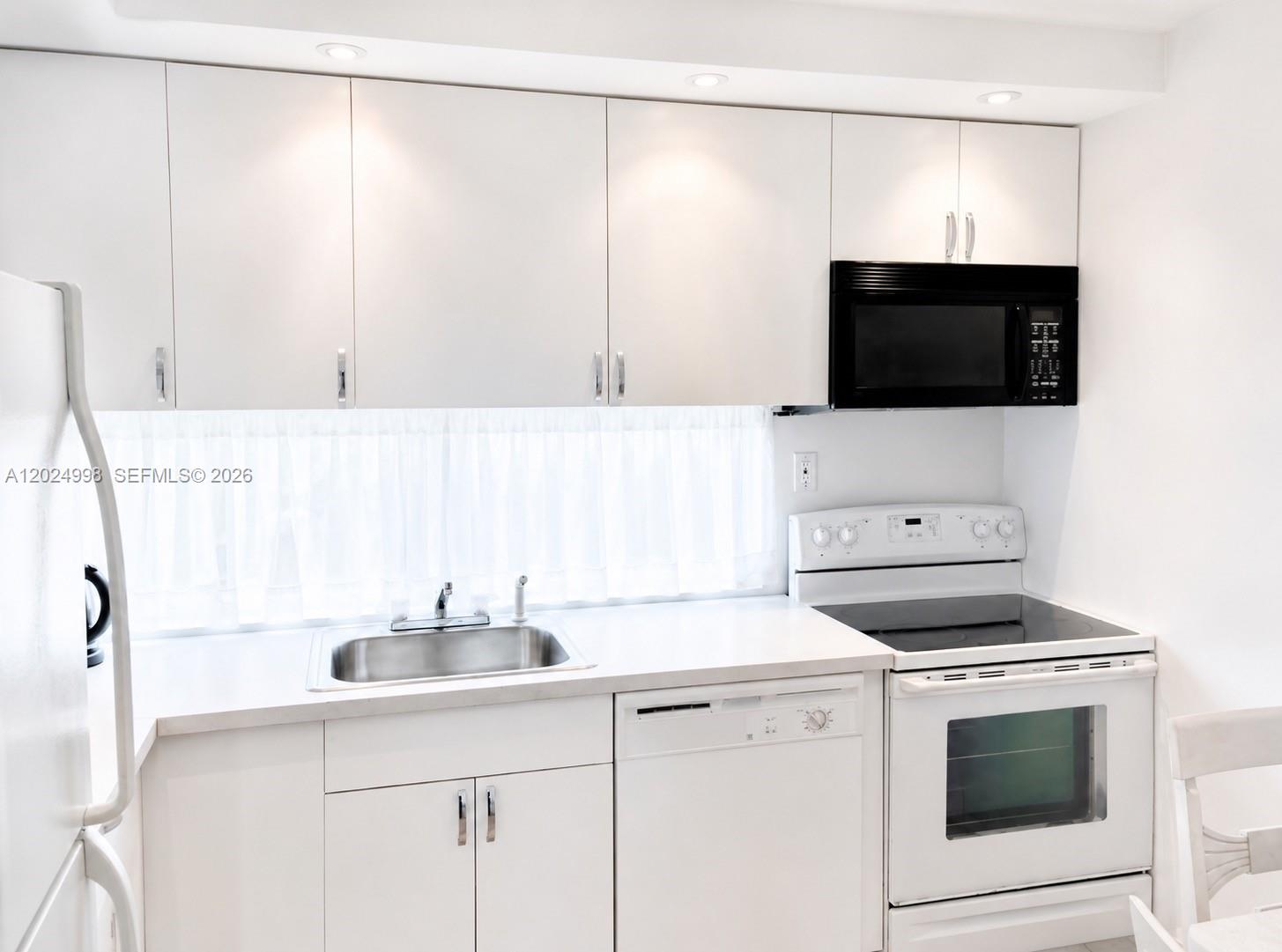 Photo of 17011 Bay Rd  #417, Sunny Isles Beach, Florida, 33160 - 