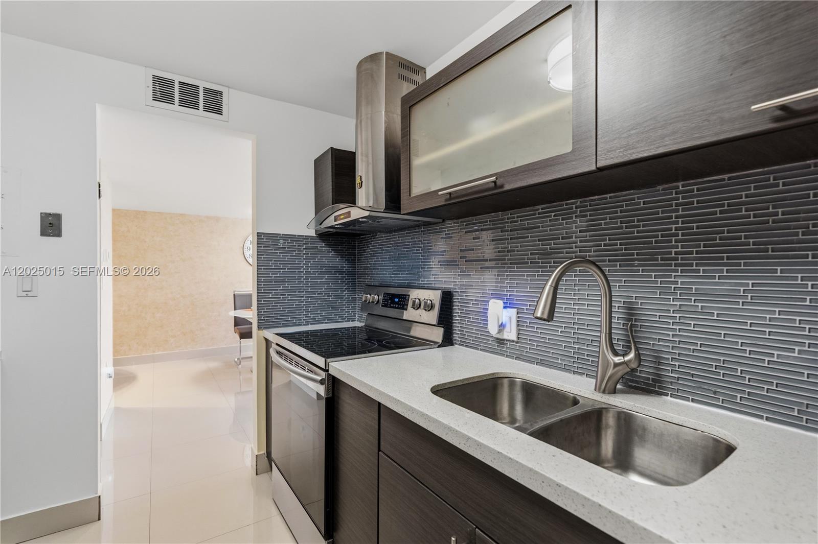 Photo of 3625 Country Club Dr  #402, Aventura, Florida, 33180 - 
