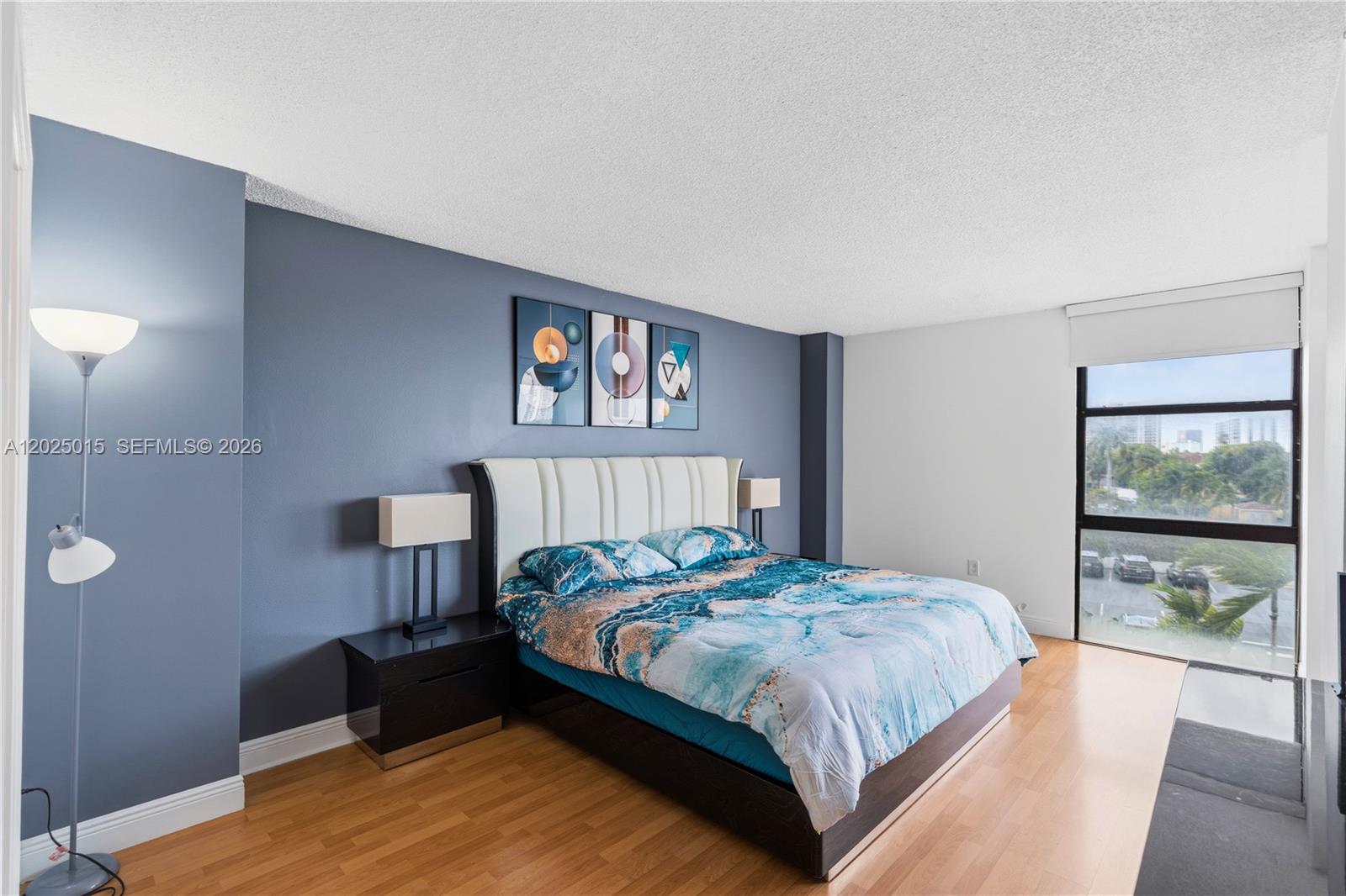 Photo of 3625 Country Club Dr  #402, Aventura, Florida, 33180 - 