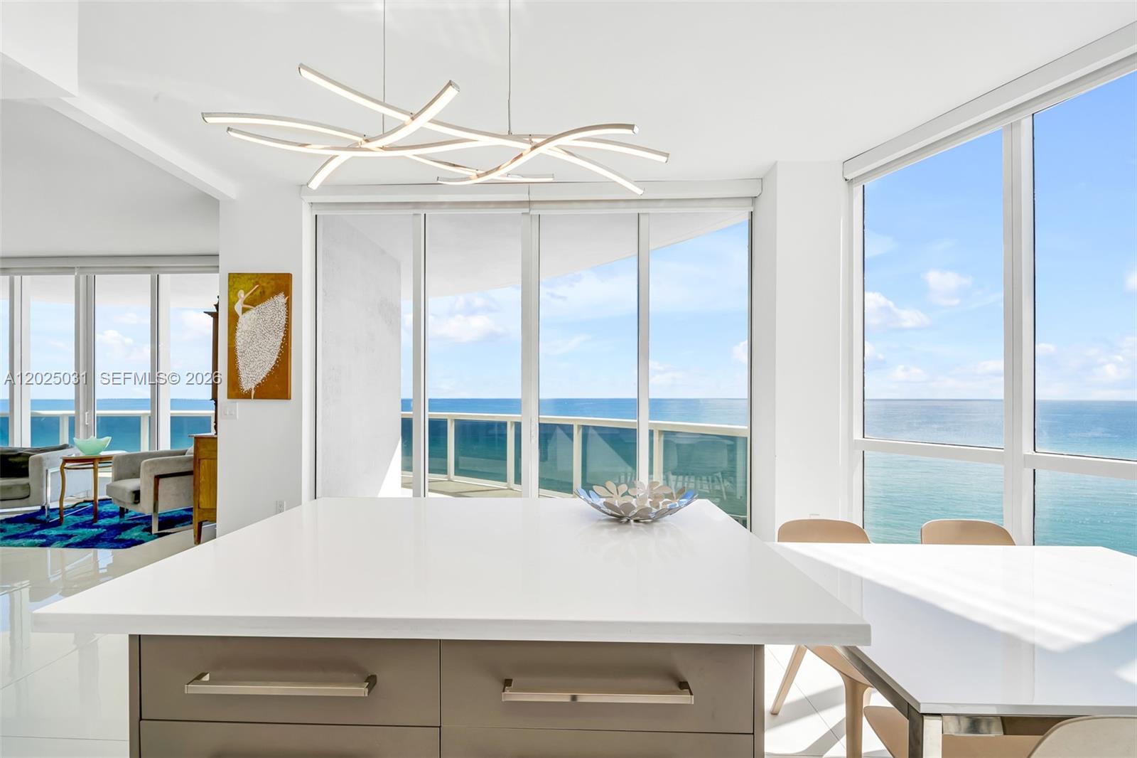 See details 701 3 / 4 2768 sq. ft. $ 2026-05-26 0 Photo