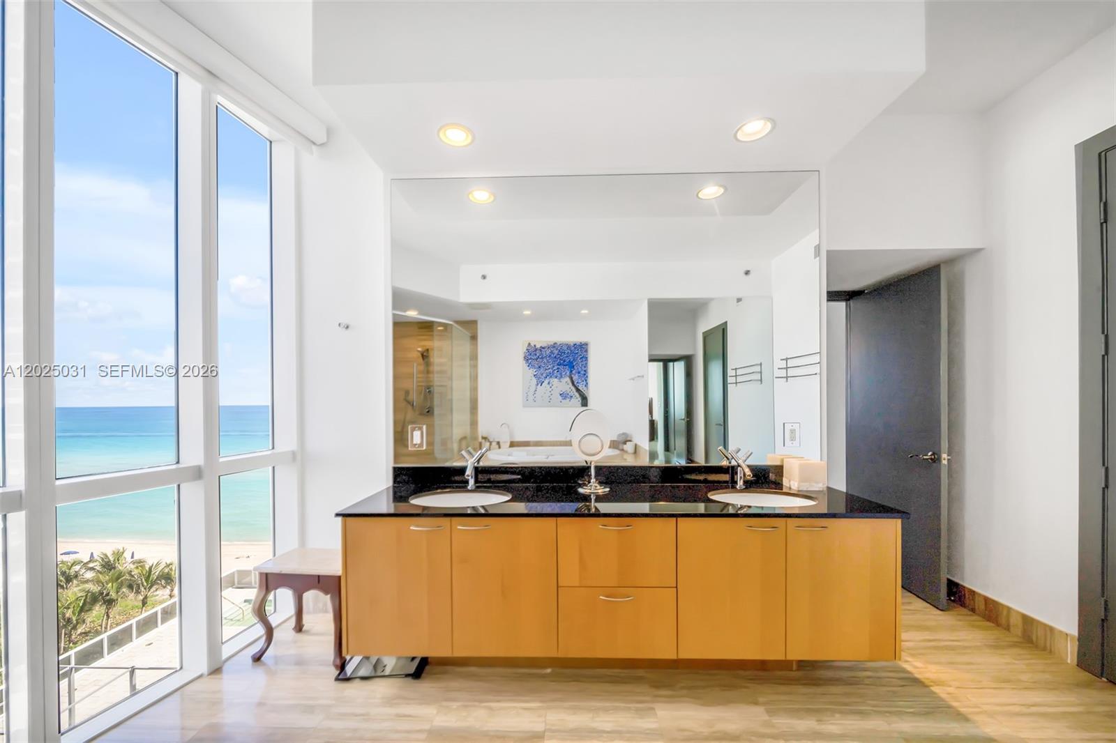 See details 701 3 / 4 2768 sq. ft. $ 2026-05-26 0 Photo