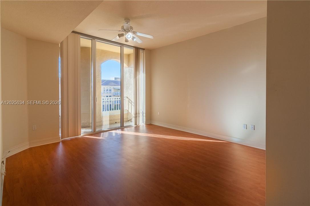 Photo of 3001 185 ST  #624, Aventura, Florida, 33180 - 