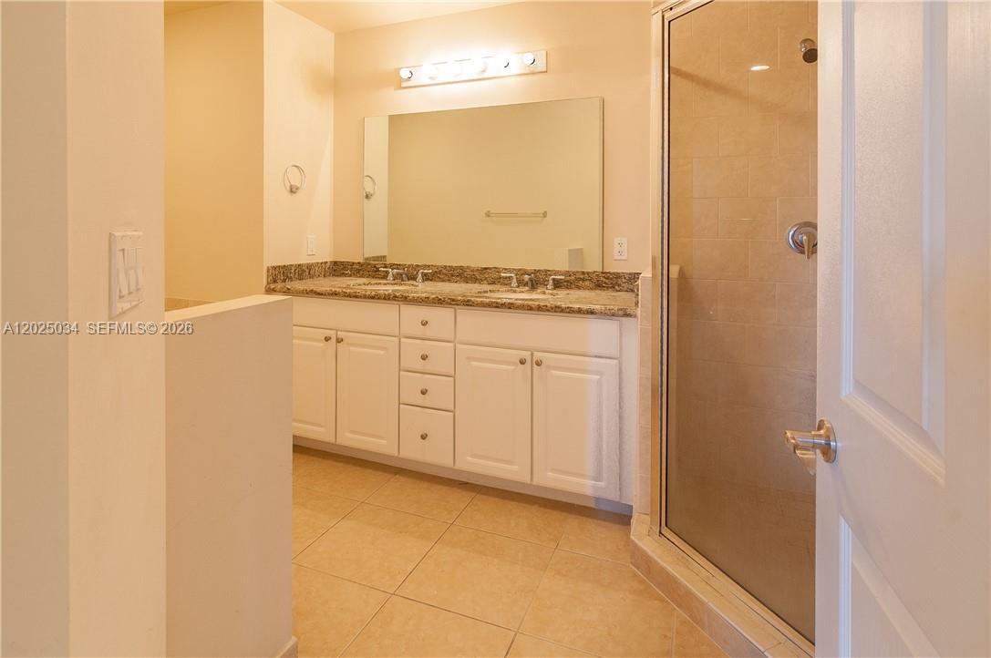 Photo of 3001 185 ST  #624, Aventura, Florida, 33180 - 