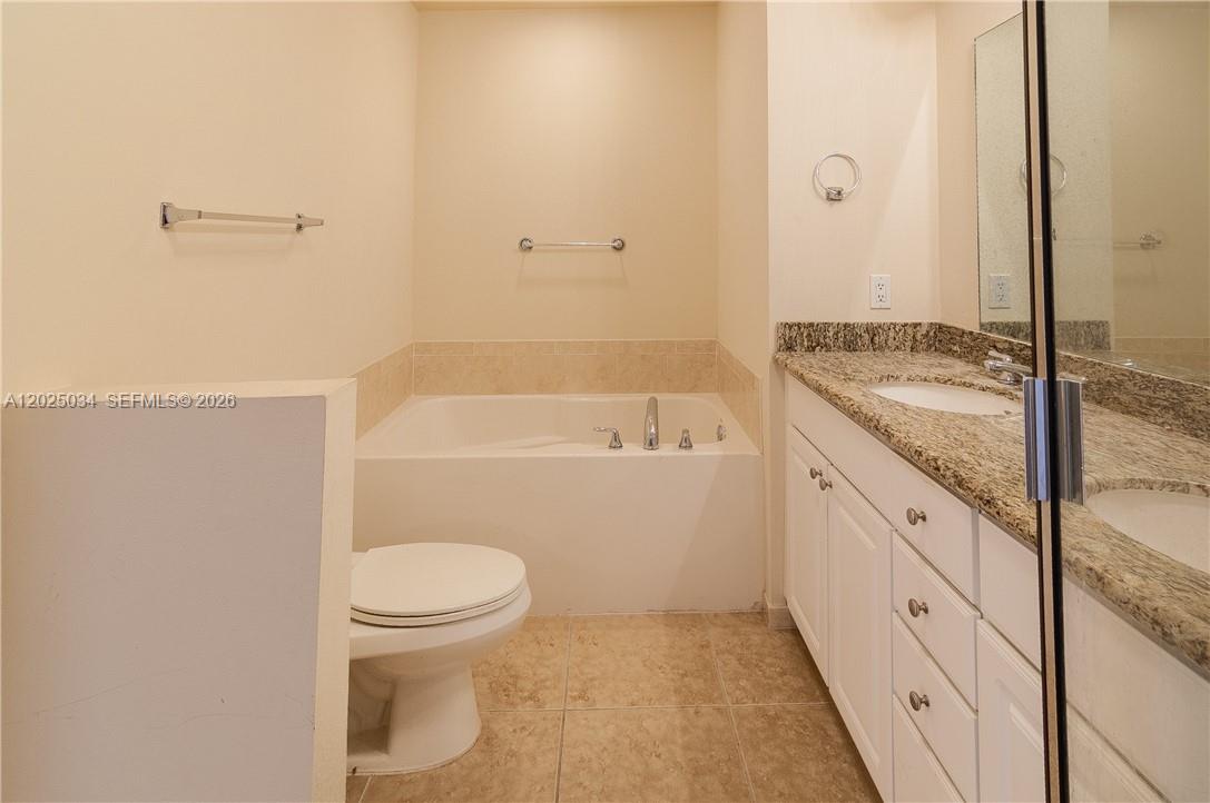 Photo of 3001 185 ST  #624, Aventura, Florida, 33180 - 