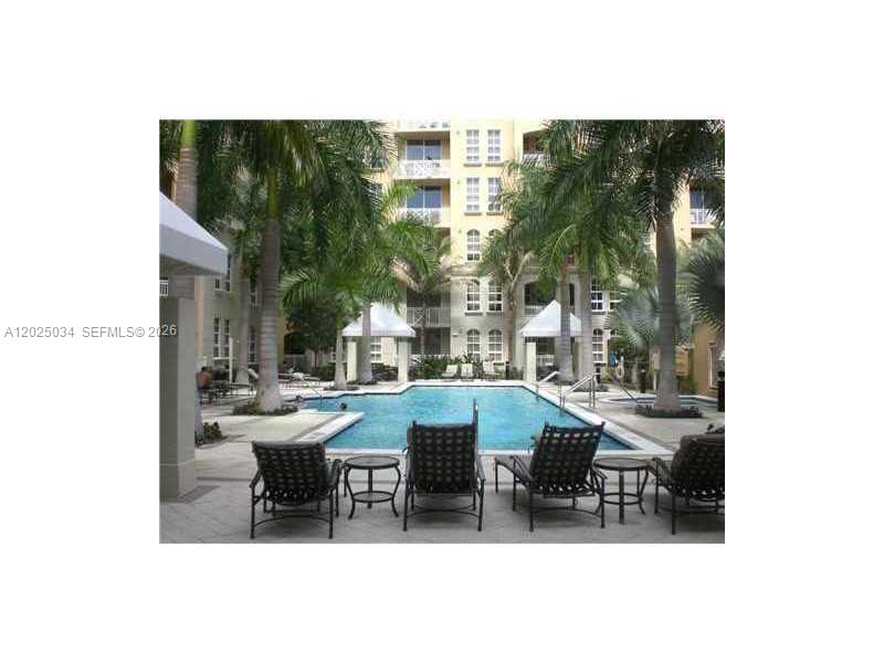 Photo of 3001 185 ST  #624, Aventura, Florida, 33180 - Swimming Pool/Hot Tub/Sauna
