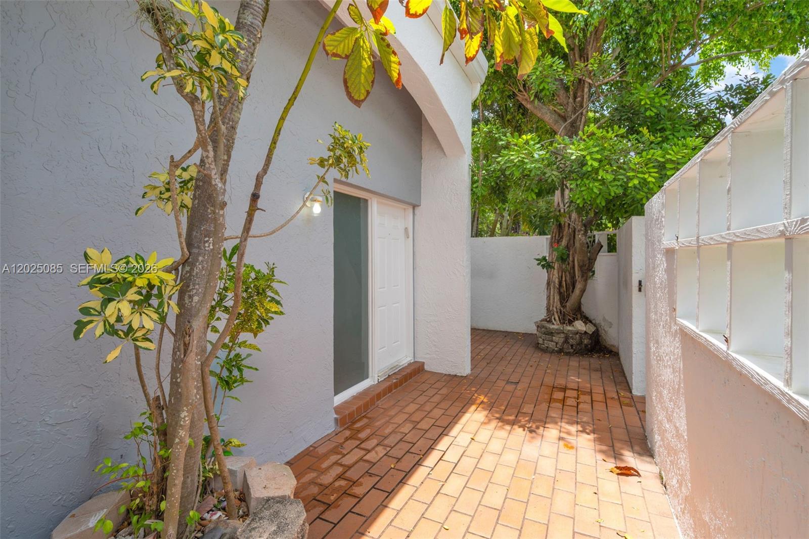 Photo of 20908 Leeward Ct (20908), Aventura, Florida, 33180 -