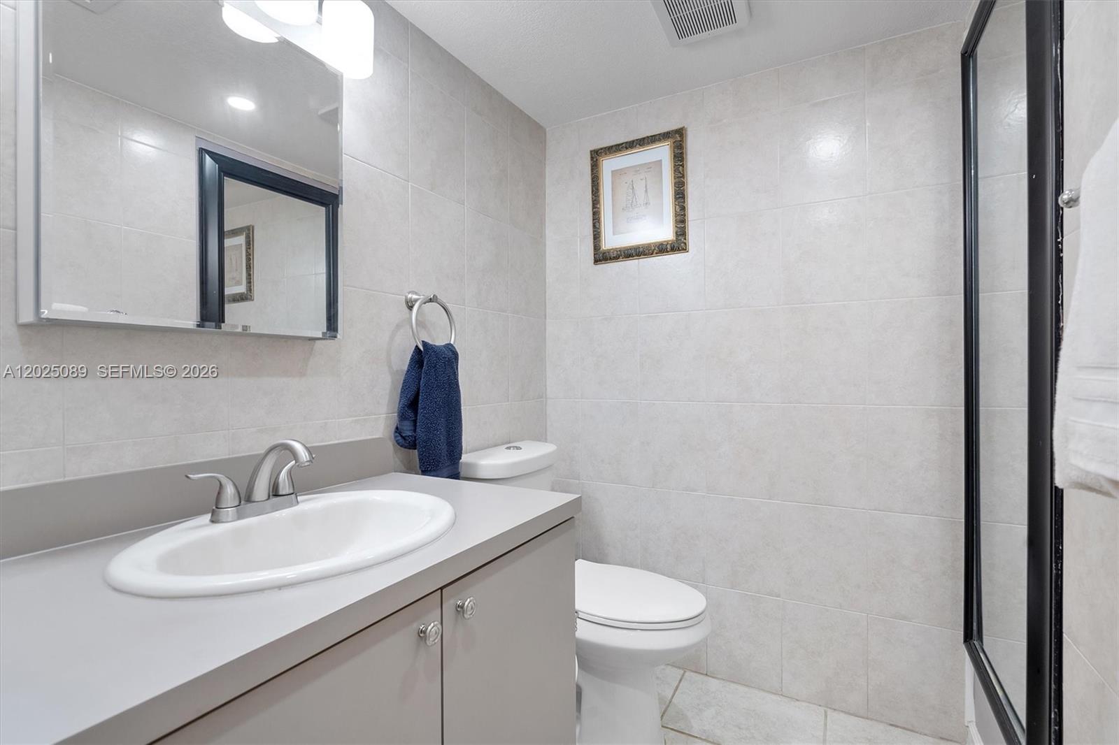 Photo of 20379 Country Club Dr  #2535, Aventura, Florida, 33180 - 