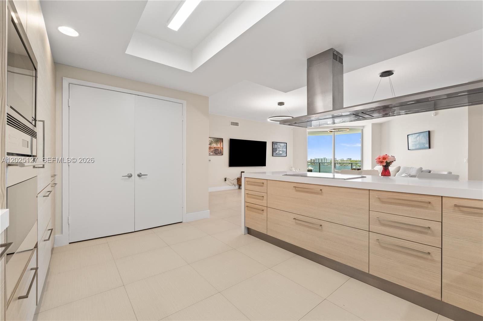 Photo of 17301 Biscayne Blvd  #603, North Miami Beach, Florida, 33160 - 