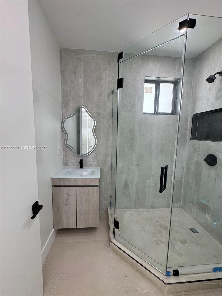 See details / 2899 sq. ft. $ 2026-05-26 0 Photo
