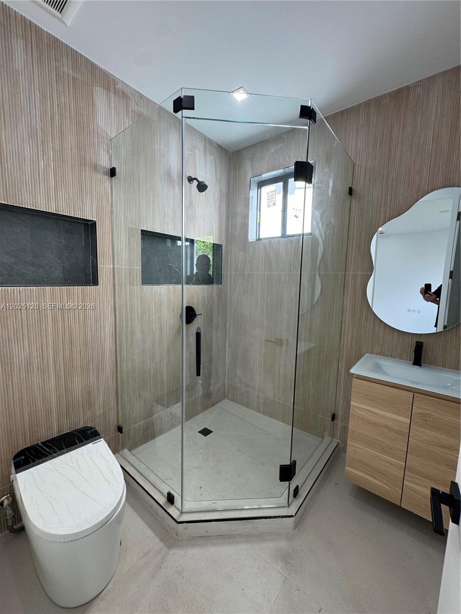 See details / 2899 sq. ft. $ 2026-05-26 0 Photo