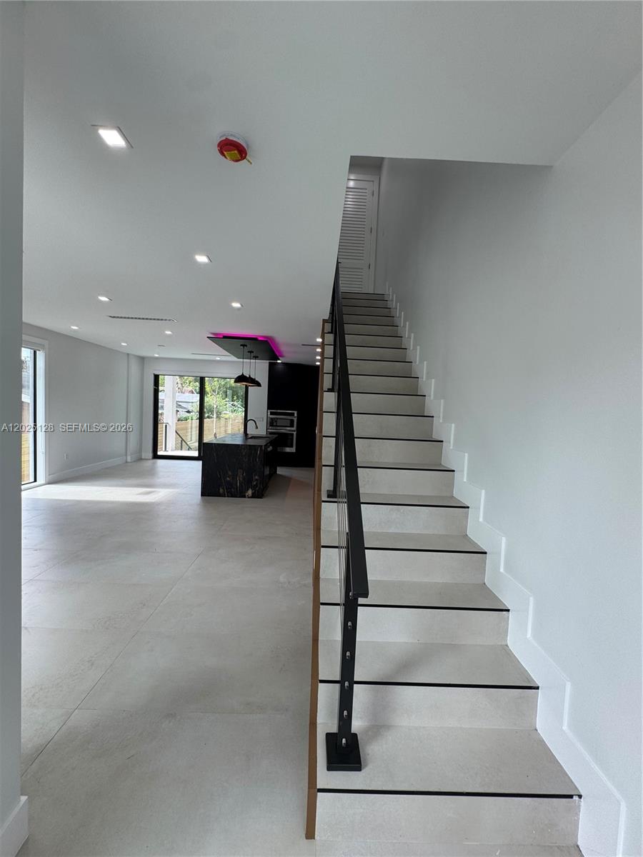 See details / 2899 sq. ft. $ 2026-05-26 0 Photo