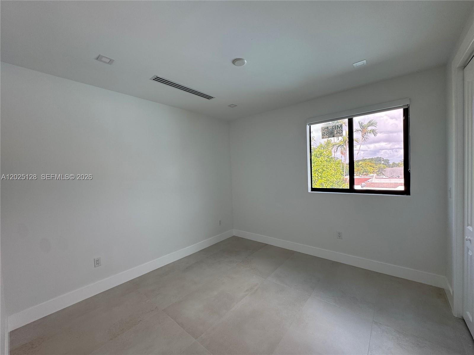 See details / 2899 sq. ft. $ 2026-05-26 0 Photo